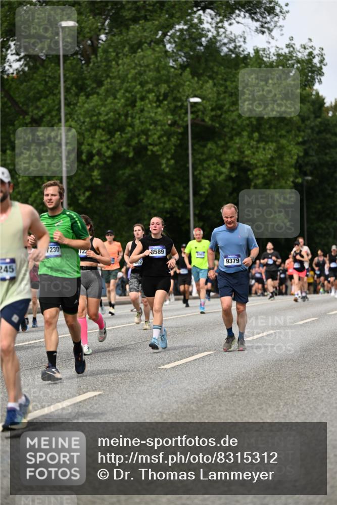 29.06.2025 - hella hamburg halbmarathon Dr. Thomas Lammeyer http://msf.ph/oto/8315312 29.06.2025 10:38:44 Kennedybrücke 1025, 1705, 2355, 2376, 2510, 2511, 2751, 2801, 3145, 3420, 3829, 4479, 4540, 4942, 5453, 5609, 6034, 6105, 6171, 6310, 6329, 6718, 6727, 6843, 7299, 7644, 8021, 8589, 8965, 9379, 9448, 9514, 10674, 11122, 11245 meine-sportfotos.de