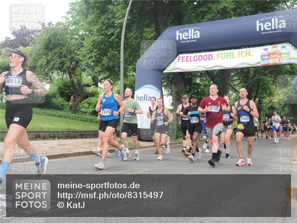 29.06.2025 - hella hamburg halbmarathon KatJ http://msf.ph/oto/8315497 29.06.2025 10:45:18 Zwischen KM18-KM19 1319, 4319, 4379, 4708, 4767, 5084, 6138, 6147, 6531, 8744 meine-sportfotos.de
