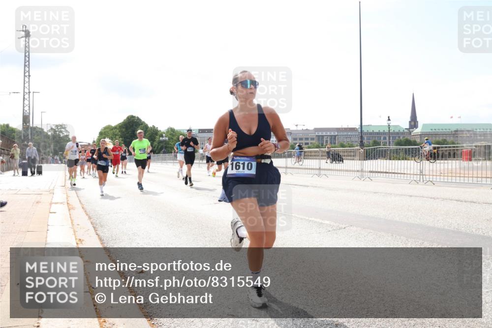 29.06.2025 - hella hamburg halbmarathon Lena Gebhardt http://msf.ph/oto/8315549 29.06.2025 10:12:33 Lombardsbrücke 16473, 1785, 1610, 1062, 1249, 1610, 1785, 1790, 1850, 1851, 1939, 2531, 2661, 2891, 2963, 2964, 3182, 3248, 3262, 3746, 4453, 4499, 4554, 5150, 5166, 5176, 5597, 5598, 6207, 6822, 6871, 6966, 7014, 7474, 7907, 8917, 8971, 9253, 9254, 9405, 9705, 10581, 10685, 11025, 11509, 11525, 12456, 13566, 13816, 14060, 14196, 14313, 14540, 14863, 14868, 14869, 15012, 15137, 15369, 16379, 16473, 16826, 16911, 17061, 17994, 18178, 18429, 18493 meine-sportfotos.de