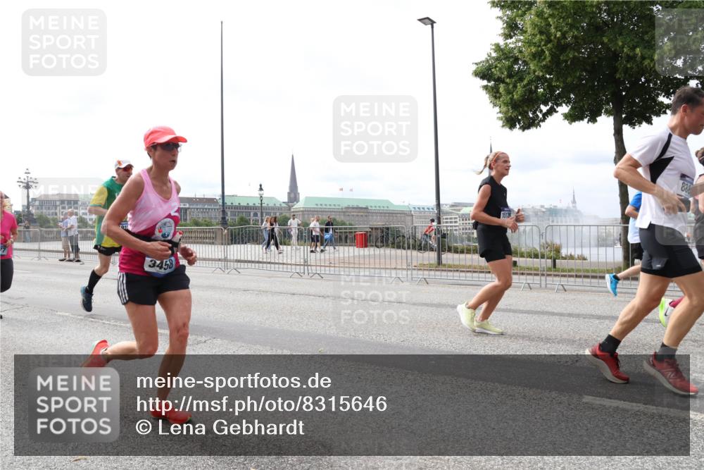 29.06.2025 - hella hamburg halbmarathon Lena Gebhardt http://msf.ph/oto/8315646 29.06.2025 10:22:19 Lombardsbrücke 3458, 15129, 888, 1003, 1187, 1294, 1419, 1598, 1963, 2009, 2022, 2063, 2351, 2479, 2514, 2744, 2886, 3050, 3108, 3172, 3430, 3457, 3458, 3511, 3606, 3768, 3910, 3946, 3995, 4046, 4113, 4114, 4131, 4366, 4556, 4559, 4829, 4969, 4970, 5079, 5641, 5798, 5838, 6030, 6048, 6049, 6303, 6307, 6347, 6676, 6820, 6826, 6881, 6899, 6977, 7097, 7162, 7794, 8431, 8511, 8855, 8860, 8884, 8931, 8954, 8959, 9002, 9062 meine-sportfotos.de