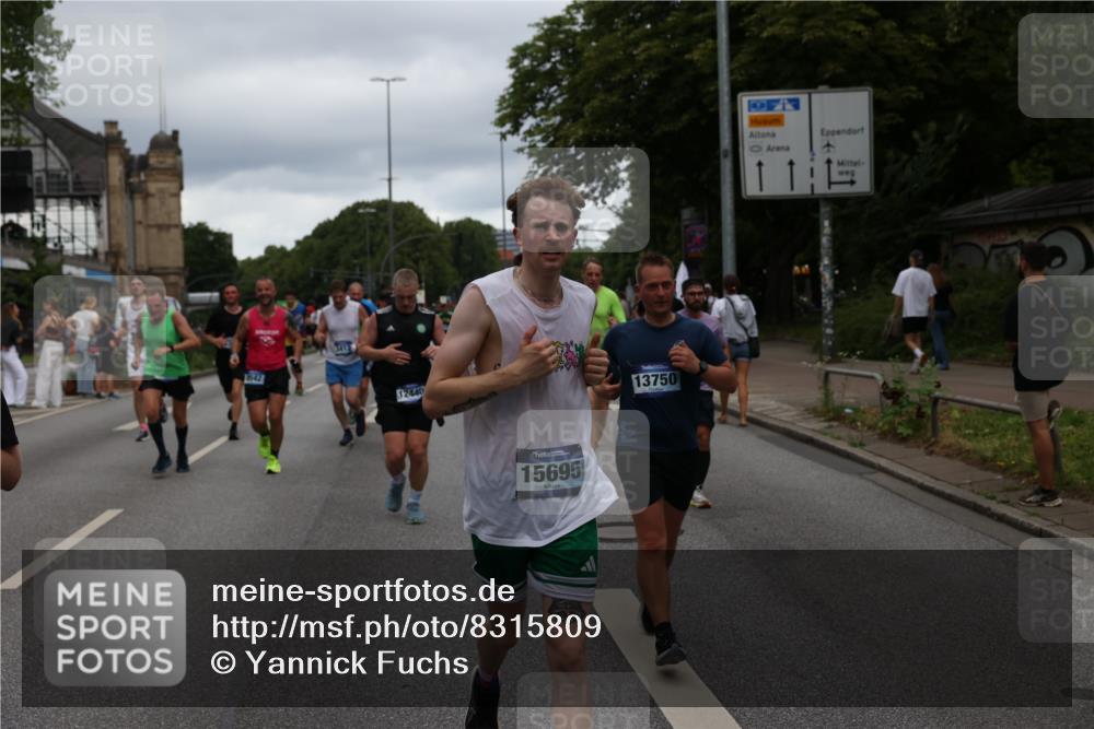 29.06.2025 - hella hamburg halbmarathon Yannick Fuchs http://msf.ph/oto/8315809 29.06.2025 10:50:46 20KM 1485, 1583, 1955, 2034, 2676, 2741, 3413, 3435, 3836, 4167, 4940, 5033, 5418, 5492, 6272, 6399, 6416, 6835, 7716, 8393, 8542, 8652, 8669, 8825, 9488, 9727, 9820, 9907, 9934, 10133, 10212, 11083, 11212, 11590, 11612, 12014, 12348, 12440, 12523, 12590, 12712, 13394, 13666, 13750, 13863, 14139, 14369, 14408, 14678, 15097, 15145, 15431, 15695, 15712, 15726, 16113, 16257, 16261, 16470, 16634, 17160, 17617, 17779, 18208, 18652, 18719, 18899, 19091, 19184 meine-sportfotos.de