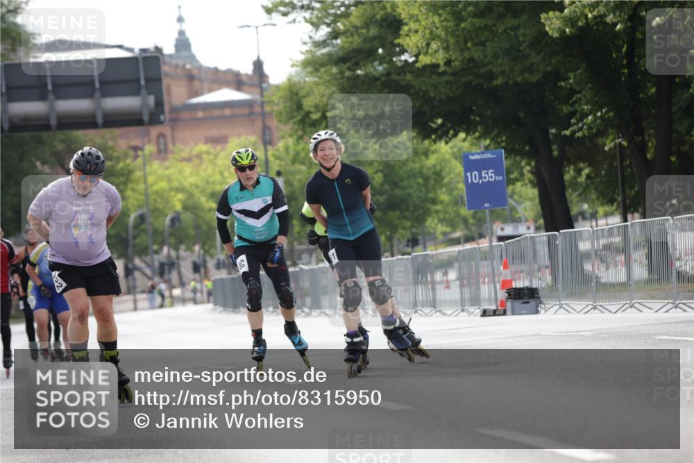 29.06.2025 - hella hamburg halbmarathon Jannik Wohlers http://msf.ph/oto/8315950 29.06.2025 08:59:33 Lombardsbrücke  meine-sportfotos.de