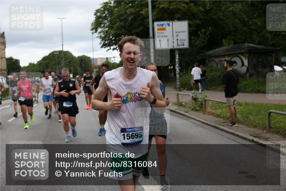 29.06.2025 - hella hamburg halbmarathon Yannick Fuchs http://msf.ph/oto/8316084 29.06.2025 10:50:46 20KM 1485, 1583, 1955, 2034, 2676, 2741, 3413, 3435, 3836, 4167, 4940, 5033, 5418, 5492, 6272, 6399, 6416, 6835, 7716, 8393, 8542, 8652, 8669, 8825, 9488, 9727, 9820, 9907, 9934, 10133, 10212, 11083, 11212, 11590, 11612, 12014, 12348, 12440, 12523, 12590, 12712, 13394, 13666, 13750, 13863, 14139, 14369, 14408, 14678, 15097, 15145, 15431, 15695, 15712, 15726, 16113, 16257, 16261, 16470, 16634, 17160, 17617, 17779, 18208, 18652, 18719, 18899, 19091, 19184 meine-sportfotos.de