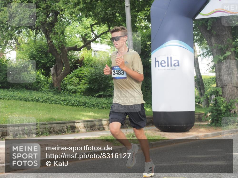 29.06.2025 - hella hamburg halbmarathon KatJ http://msf.ph/oto/8316127 29.06.2025 10:15:47 Zwischen KM18-KM19 2483, 4338, 8376 meine-sportfotos.de