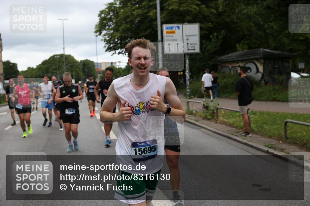 29.06.2025 - hella hamburg halbmarathon Yannick Fuchs http://msf.ph/oto/8316130 29.06.2025 10:50:46 20KM 1485, 1583, 1955, 2034, 2676, 2741, 3413, 3435, 3836, 4167, 4940, 5033, 5418, 5492, 6272, 6399, 6416, 6835, 7716, 8393, 8542, 8652, 8669, 8825, 9488, 9727, 9820, 9907, 9934, 10133, 10212, 11083, 11212, 11590, 11612, 12014, 12348, 12440, 12523, 12590, 12712, 13394, 13666, 13750, 13863, 14139, 14369, 14408, 14678, 15097, 15145, 15431, 15695, 15712, 15726, 16113, 16257, 16261, 16470, 16634, 17160, 17617, 17779, 18208, 18652, 18719, 18899, 19091, 19184 meine-sportfotos.de