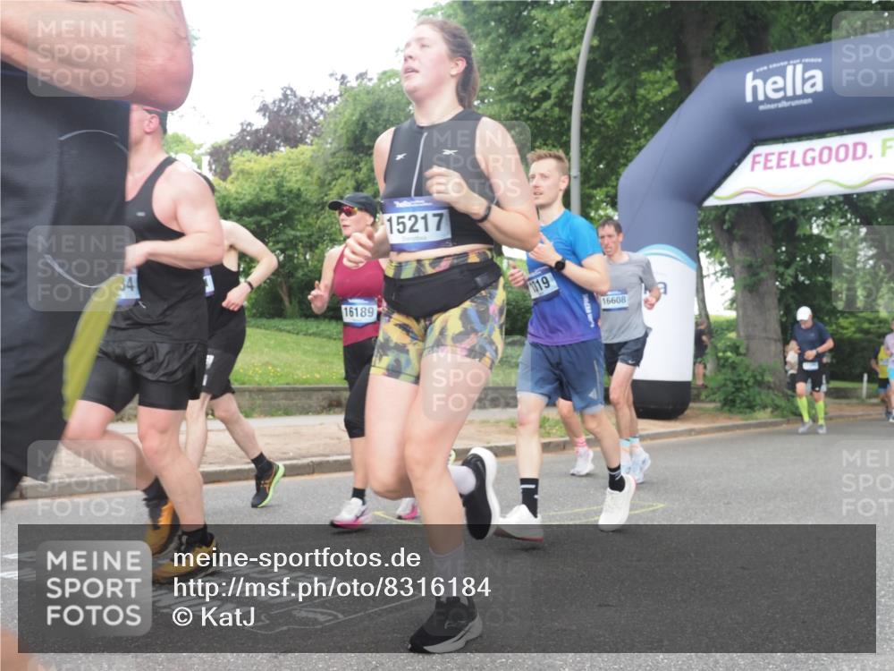 29.06.2025 - hella hamburg halbmarathon KatJ http://msf.ph/oto/8316184 29.06.2025 10:45:20 Zwischen KM18-KM19 1319, 4379, 4708, 4767, 5084, 6138, 6147, 8744 meine-sportfotos.de