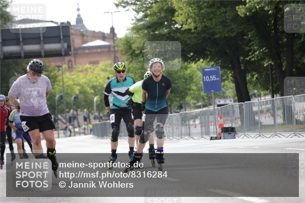 29.06.2025 - hella hamburg halbmarathon Jannik Wohlers http://msf.ph/oto/8316284 29.06.2025 08:59:34 Lombardsbrücke  meine-sportfotos.de