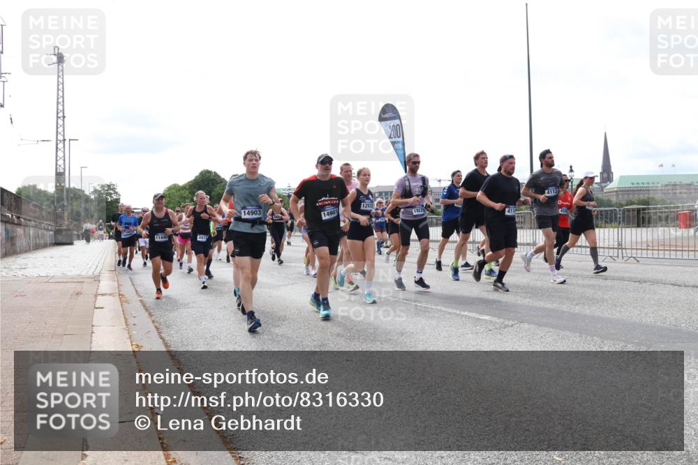 29.06.2025 - hella hamburg halbmarathon Lena Gebhardt http://msf.ph/oto/8316330 29.06.2025 10:22:24 Lombardsbrücke 11440, 4970, 14903, 14901, 12933, 200, 19220, 4113, 4559, 1003, 1187, 1294, 1419, 1598, 1963, 2009, 2022, 2063, 2294, 2351, 2479, 2514, 2744, 2886, 3050, 3108, 3172, 3430, 3457, 3458, 3511, 3600, 3601, 3768, 3910, 3946, 4113, 4114, 4131, 4366, 4556, 4559, 4829, 4969, 4970, 5079, 5343, 5641, 5798, 5838, 6030, 6048, 6049, 6303, 6307, 6347, 6820, 6826, 6881, 6899, 6977, 7097, 7162, 7188, 7190, 7276, 7529, 7794, 7925, 8355, 8431, 8511, 8855, 8860, 8884, 8931, 8954, 9256 meine-sportfotos.de