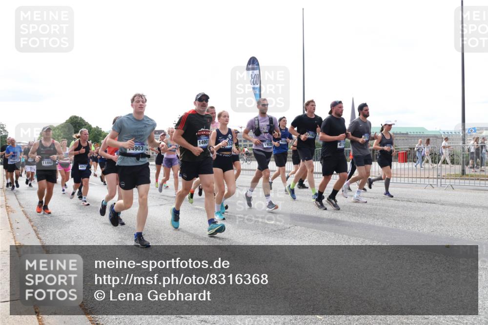 29.06.2025 - hella hamburg halbmarathon Lena Gebhardt http://msf.ph/oto/8316368 29.06.2025 10:22:25 Lombardsbrücke 15661, 10241, 11440, 4970, 4903, 14901, 2, 00, 7162, 4113, 4829, 19220, 411, 1003, 1187, 1294, 1419, 1598, 1963, 2009, 2022, 2063, 2294, 2351, 2479, 2514, 2744, 2886, 3050, 3108, 3172, 3430, 3457, 3458, 3511, 3600, 3601, 3768, 3910, 3946, 4113, 4114, 4131, 4366, 4556, 4559, 4829, 4969, 4970, 5079, 5343, 5798, 5838, 6030, 6048, 6049, 6303, 6307, 6347, 6820, 6826, 6881, 6899, 6977, 7097, 7188, 7190, 7276, 7529, 7794, 7925, 8355, 8431, 8511, 8855, 8860, 8884, 8931, 8954, 9256 meine-sportfotos.de