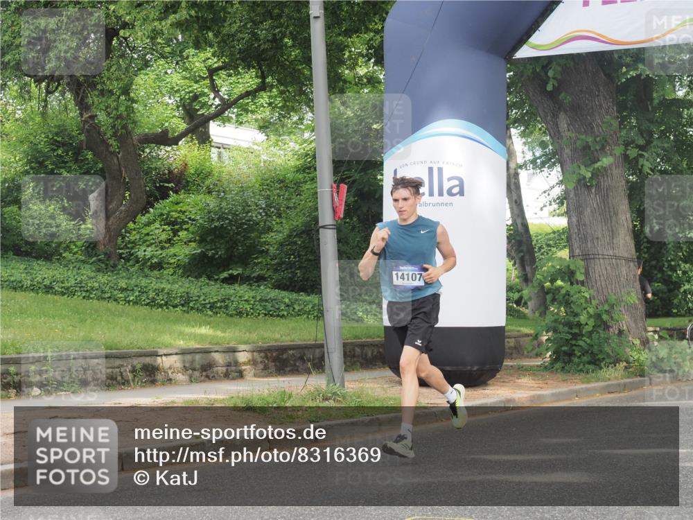 29.06.2025 - hella hamburg halbmarathon KatJ http://msf.ph/oto/8316369 29.06.2025 10:15:49 Zwischen KM18-KM19 2483, 4338, 8376 meine-sportfotos.de