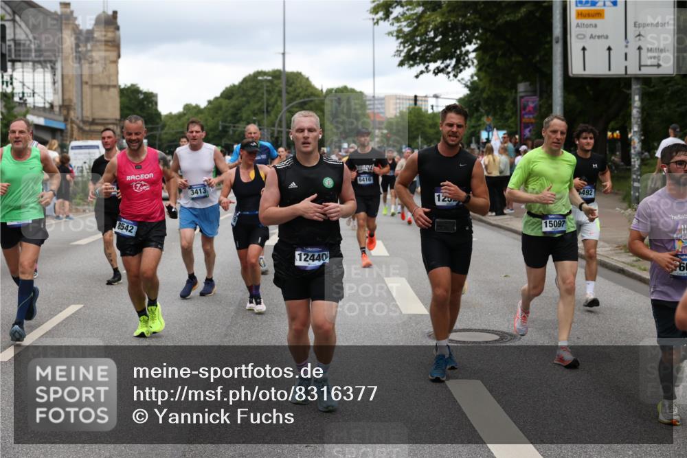 29.06.2025 - hella hamburg halbmarathon Yannick Fuchs http://msf.ph/oto/8316377 29.06.2025 10:50:47 20KM 1485, 1583, 1955, 2034, 2676, 3413, 3435, 3836, 4167, 4940, 5033, 5418, 5492, 6272, 6399, 6416, 6835, 7716, 8393, 8542, 8652, 8669, 8825, 9488, 9727, 9820, 9907, 9934, 10133, 10212, 11043, 11083, 11212, 11590, 11612, 12014, 12348, 12440, 12523, 12712, 13394, 13666, 13750, 13863, 14139, 14369, 14408, 14678, 15097, 15145, 15431, 15695, 15712, 15726, 16113, 16257, 16261, 16470, 16634, 17160, 17617, 17779, 17828, 18208, 18652, 18719, 18899, 19091, 19184 meine-sportfotos.de