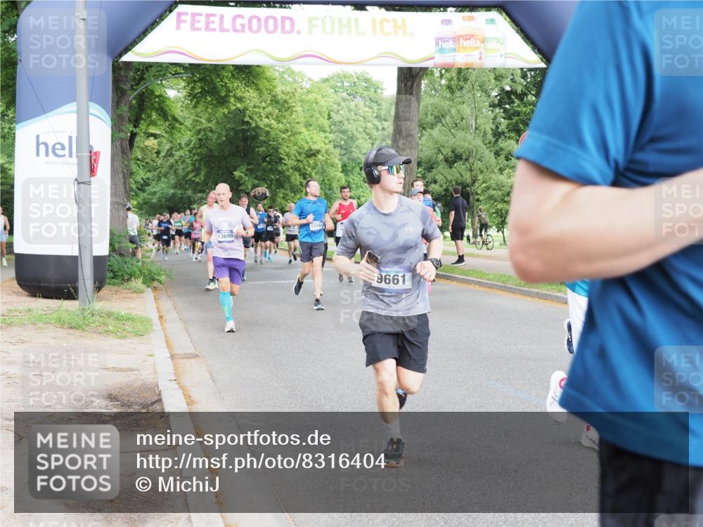 29.06.2025 - hella hamburg halbmarathon MichiJ http://msf.ph/oto/8316404 29.06.2025 10:36:38 Zwischen KM18-KM19 1086, 1320, 3947, 4933, 5447, 8302, 9661, 9924, 9965, 10053, 10750, 12035, 12094, 12840, 13269, 14257, 14990, 15981, 16000, 17753, 18350 meine-sportfotos.de