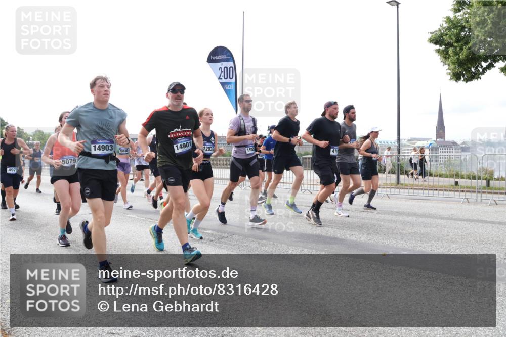 29.06.2025 - hella hamburg halbmarathon Lena Gebhardt http://msf.ph/oto/8316428 29.06.2025 10:22:25 Lombardsbrücke 5079, 4970, 14903, 5838, 301, 14901, 12933, 2, 00, 1922, 411, 1003, 1187, 1294, 1419, 1598, 1963, 2009, 2022, 2063, 2294, 2351, 2479, 2514, 2744, 2886, 3050, 3108, 3172, 3430, 3457, 3458, 3511, 3600, 3601, 3768, 3910, 3946, 4113, 4114, 4131, 4366, 4556, 4559, 4829, 4969, 4970, 5079, 5343, 5798, 5838, 6030, 6048, 6049, 6303, 6307, 6347, 6820, 6826, 6881, 6899, 6977, 7097, 7188, 7190, 7276, 7529, 7794, 7925, 8355, 8431, 8511, 8855, 8860, 8884, 8931, 8954, 9256 meine-sportfotos.de