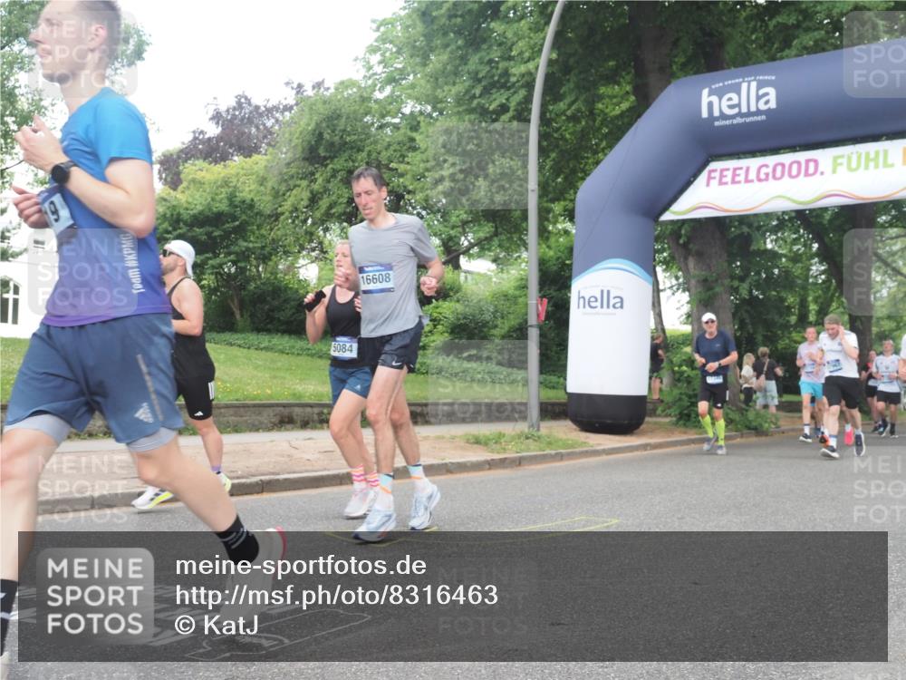 29.06.2025 - hella hamburg halbmarathon KatJ http://msf.ph/oto/8316463 29.06.2025 10:45:21 Zwischen KM18-KM19 1319, 4708, 4767, 5084, 6138, 6147, 7189, 8744 meine-sportfotos.de