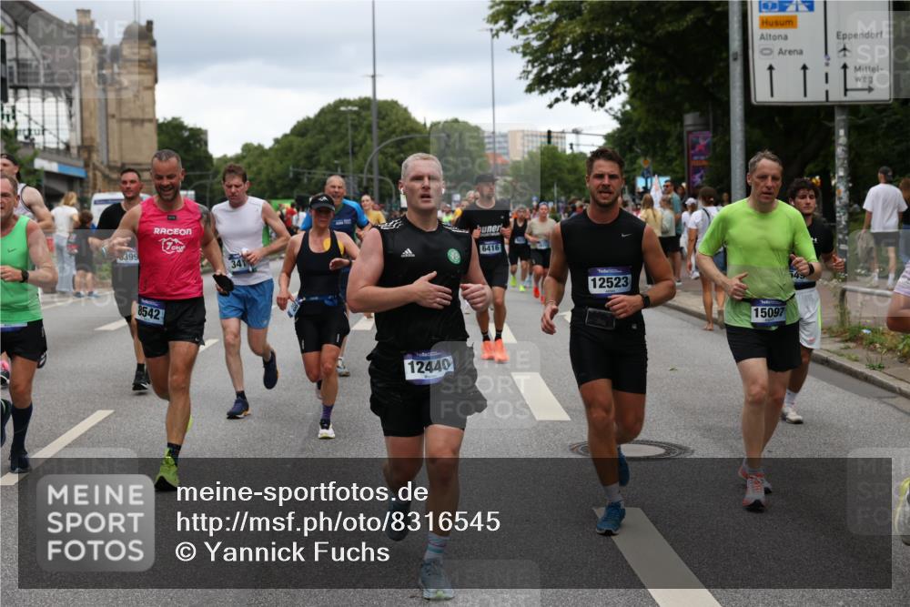29.06.2025 - hella hamburg halbmarathon Yannick Fuchs http://msf.ph/oto/8316545 29.06.2025 10:50:47 20KM 1485, 1583, 1955, 2034, 2676, 3413, 3435, 3836, 4167, 4940, 5033, 5418, 5492, 6272, 6399, 6416, 6835, 7716, 8393, 8542, 8652, 8669, 8825, 9488, 9727, 9820, 9907, 9934, 10133, 10212, 11043, 11083, 11212, 11590, 11612, 12014, 12348, 12440, 12523, 12712, 13394, 13666, 13750, 13863, 14139, 14369, 14408, 14678, 15097, 15145, 15431, 15695, 15712, 15726, 16113, 16257, 16261, 16470, 16634, 17160, 17617, 17779, 17828, 18208, 18652, 18719, 18899, 19091, 19184 meine-sportfotos.de