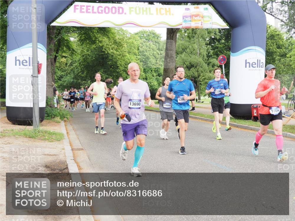 29.06.2025 - hella hamburg halbmarathon MichiJ http://msf.ph/oto/8316686 29.06.2025 10:36:40 Zwischen KM18-KM19 1086, 1320, 1342, 3947, 4933, 5447, 9661, 9723, 9924, 10750, 12094, 13269, 13690, 14257, 14990, 15981, 16000, 17173, 17753, 18058 meine-sportfotos.de