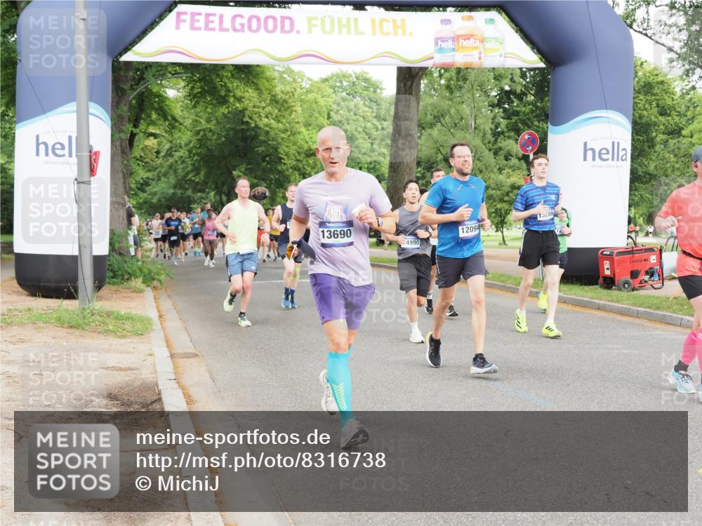 29.06.2025 - hella hamburg halbmarathon MichiJ http://msf.ph/oto/8316738 29.06.2025 10:36:40 Zwischen KM18-KM19 1086, 1320, 1342, 3947, 4933, 5447, 9661, 9723, 9924, 10750, 12094, 13269, 13690, 14257, 14990, 15981, 16000, 17173, 17753, 18058 meine-sportfotos.de