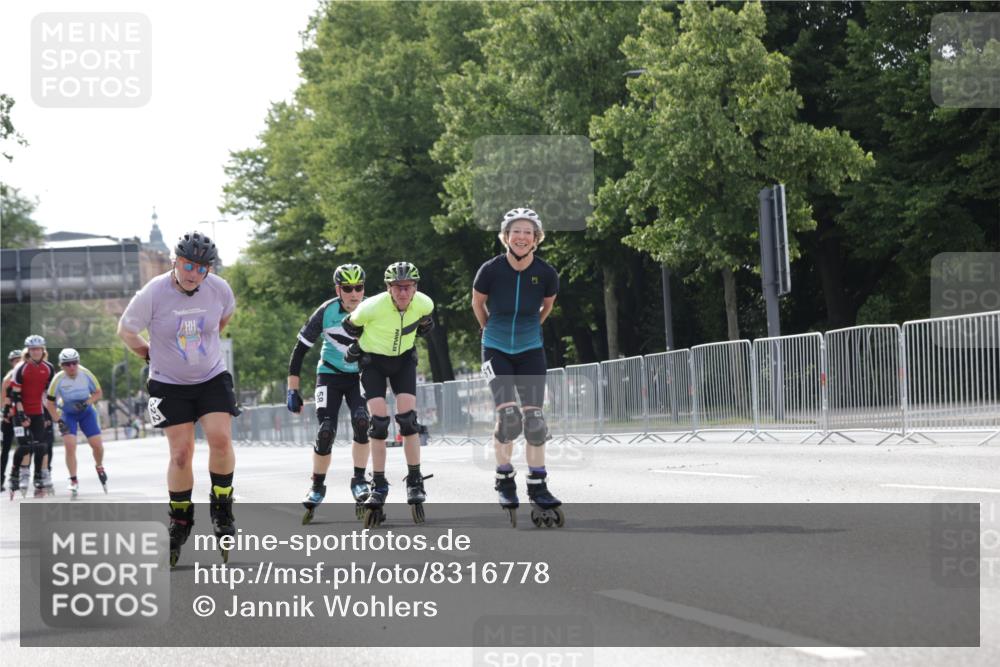 29.06.2025 - hella hamburg halbmarathon Jannik Wohlers http://msf.ph/oto/8316778 29.06.2025 08:59:35 Lombardsbrücke  meine-sportfotos.de