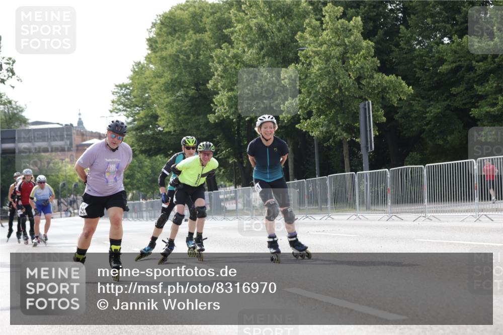 29.06.2025 - hella hamburg halbmarathon Jannik Wohlers http://msf.ph/oto/8316970 29.06.2025 08:59:36 Lombardsbrücke  meine-sportfotos.de