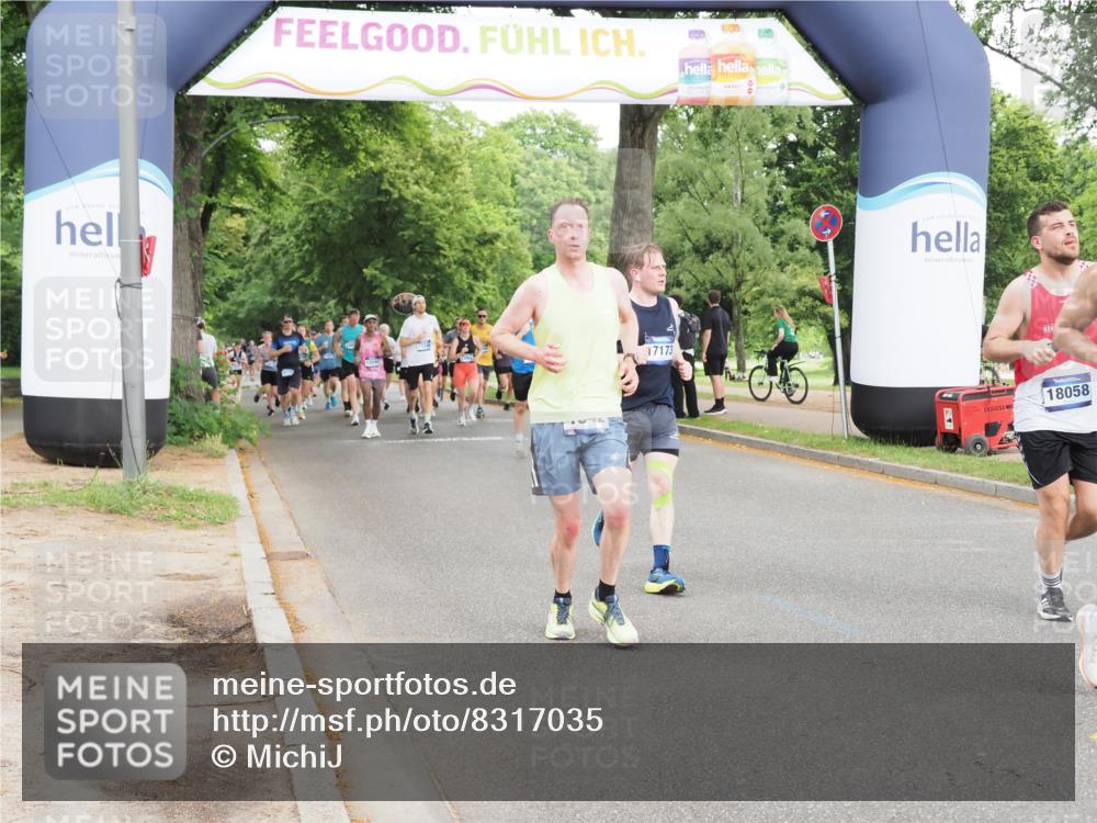 29.06.2025 - hella hamburg halbmarathon MichiJ http://msf.ph/oto/8317035 29.06.2025 10:36:42 Zwischen KM18-KM19 1086, 1342, 3947, 5447, 9661, 9723, 10184, 12094, 13269, 13690, 14990, 15981, 17173, 18058 meine-sportfotos.de