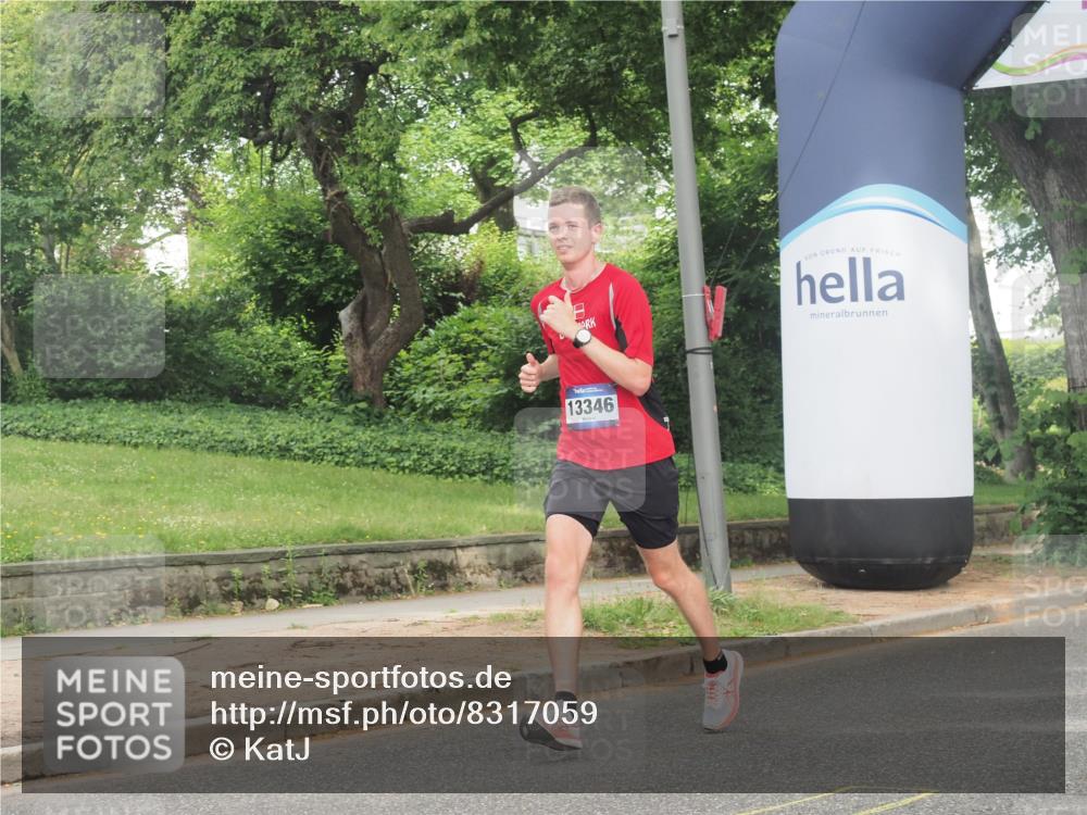 29.06.2025 - hella hamburg halbmarathon KatJ http://msf.ph/oto/8317059 29.06.2025 10:15:54 Zwischen KM18-KM19 2483 meine-sportfotos.de