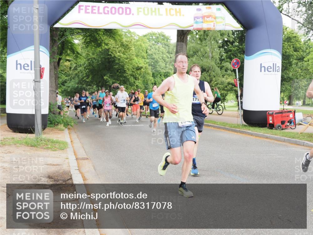 29.06.2025 - hella hamburg halbmarathon MichiJ http://msf.ph/oto/8317078 29.06.2025 10:36:42 Zwischen KM18-KM19 1086, 1342, 3947, 5447, 9661, 9723, 10184, 12094, 13269, 13690, 14990, 15981, 17173, 18058 meine-sportfotos.de