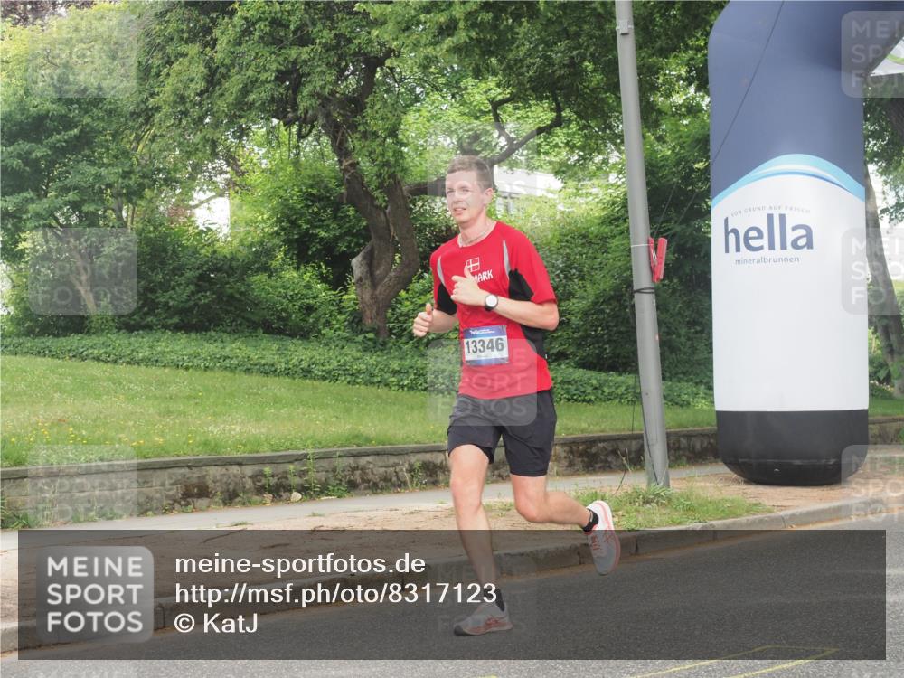 29.06.2025 - hella hamburg halbmarathon KatJ http://msf.ph/oto/8317123 29.06.2025 10:15:54 Zwischen KM18-KM19 2483 meine-sportfotos.de