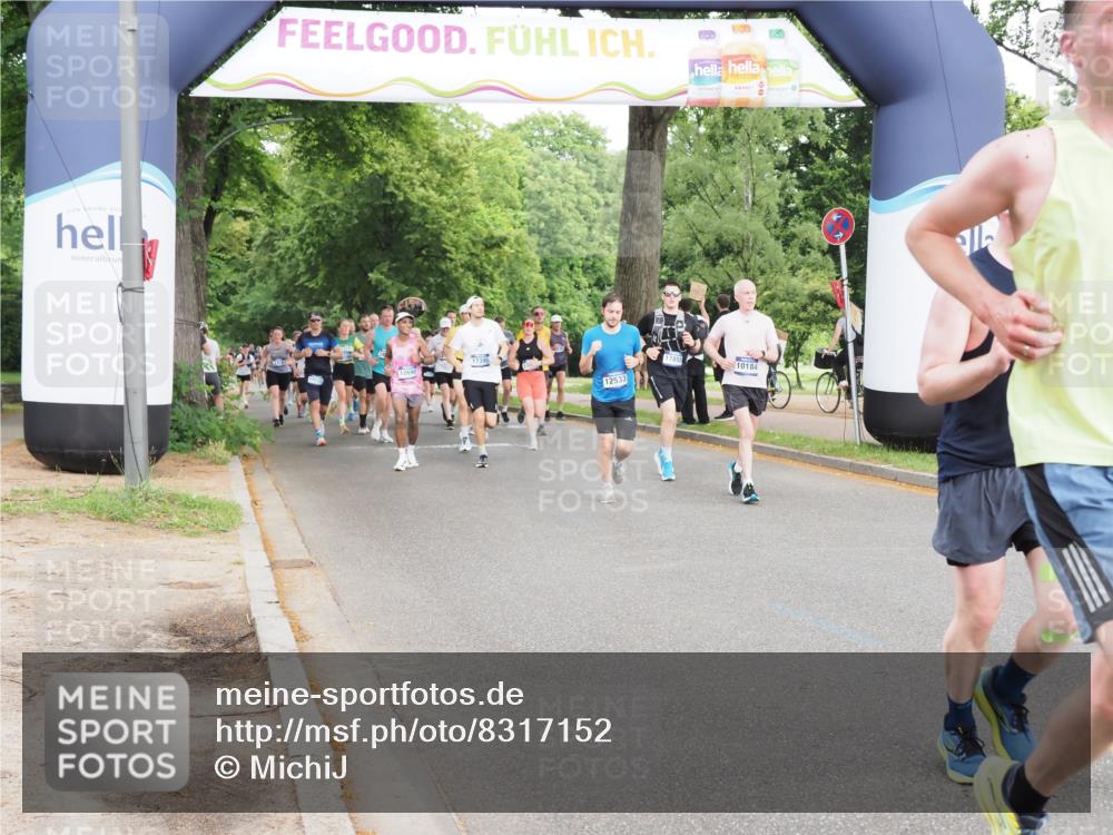 29.06.2025 - hella hamburg halbmarathon MichiJ http://msf.ph/oto/8317152 29.06.2025 10:36:43 Zwischen KM18-KM19 1086, 1342, 3947, 5447, 9661, 9723, 10184, 12094, 13269, 13690, 14990, 15981, 17173, 17855, 18058 meine-sportfotos.de