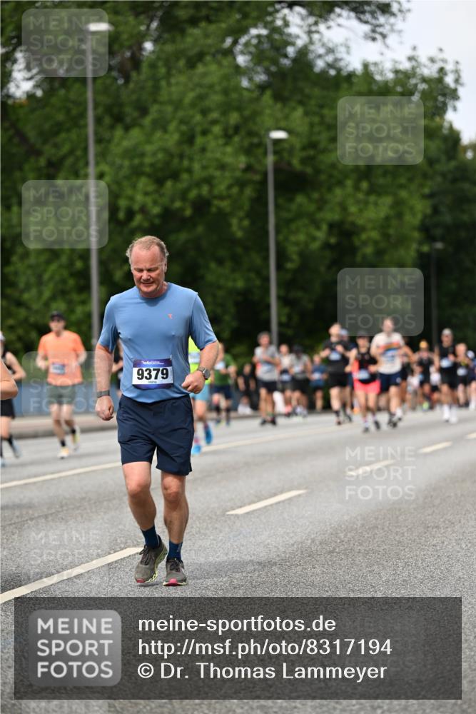 29.06.2025 - hella hamburg halbmarathon Dr. Thomas Lammeyer http://msf.ph/oto/8317194 29.06.2025 10:38:47 Kennedybrücke 2355, 2376, 2510, 2751, 2801, 3145, 3420, 3829, 4479, 4540, 4942, 5453, 5609, 6105, 6171, 6310, 6329, 6843, 7299, 7644, 8021, 8589, 8965, 9379, 9448, 9514, 10674, 11122, 11245 meine-sportfotos.de
