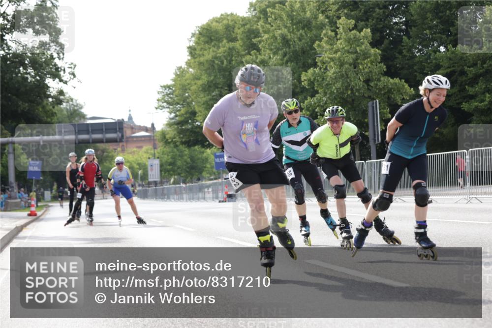 29.06.2025 - hella hamburg halbmarathon Jannik Wohlers http://msf.ph/oto/8317210 29.06.2025 08:59:37 Lombardsbrücke  meine-sportfotos.de