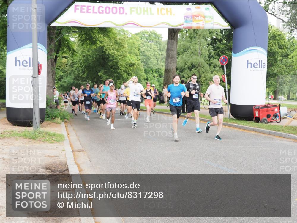29.06.2025 - hella hamburg halbmarathon MichiJ http://msf.ph/oto/8317298 29.06.2025 10:36:44 Zwischen KM18-KM19 1086, 1342, 9661, 9723, 10184, 12094, 13269, 13690, 13962, 14990, 17173, 17395, 17855, 18058 meine-sportfotos.de