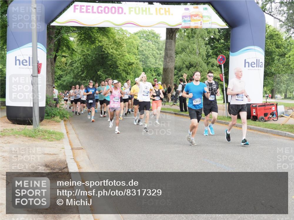 29.06.2025 - hella hamburg halbmarathon MichiJ http://msf.ph/oto/8317329 29.06.2025 10:36:44 Zwischen KM18-KM19 1086, 1342, 9661, 9723, 10184, 12094, 13269, 13690, 13962, 14990, 17173, 17395, 17855, 18058 meine-sportfotos.de