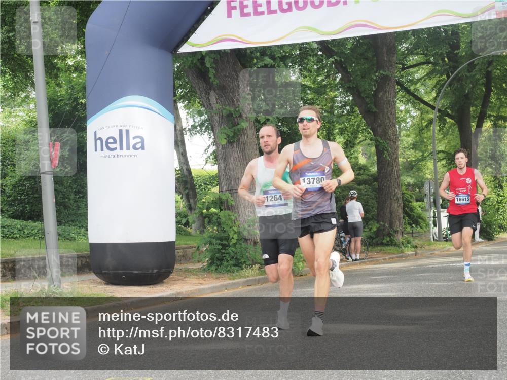 29.06.2025 - hella hamburg halbmarathon KatJ http://msf.ph/oto/8317483 29.06.2025 10:16:00 Zwischen KM18-KM19  meine-sportfotos.de