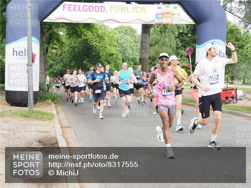 29.06.2025 - hella hamburg halbmarathon MichiJ http://msf.ph/oto/8317555 29.06.2025 10:36:46 Zwischen KM18-KM19 1086, 1342, 2592, 2596, 9723, 10184, 12094, 12533, 12690, 13269, 13690, 13962, 14033, 14990, 16369, 17173, 17395, 17855, 18058, 18926, 19112, 19198 meine-sportfotos.de