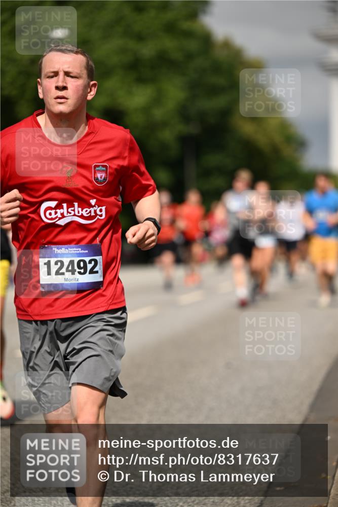 29.06.2025 - hella hamburg halbmarathon Dr. Thomas Lammeyer http://msf.ph/oto/8317637 29.06.2025 10:17:18 Kennedybrücke 1007, 1328, 1859, 2055, 2359, 2961, 2987, 3218, 3729, 4554, 4950, 5232, 5597, 5598, 6026, 7346, 7460, 8115, 8279, 8913, 9128, 9527, 10581 meine-sportfotos.de