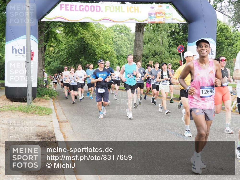 29.06.2025 - hella hamburg halbmarathon MichiJ http://msf.ph/oto/8317659 29.06.2025 10:36:47 Zwischen KM18-KM19 1342, 2592, 2596, 3060, 4847, 4890, 9723, 10184, 12533, 12690, 13690, 13962, 14033, 16369, 17173, 17395, 17855, 18058, 18926, 19112, 19198 meine-sportfotos.de