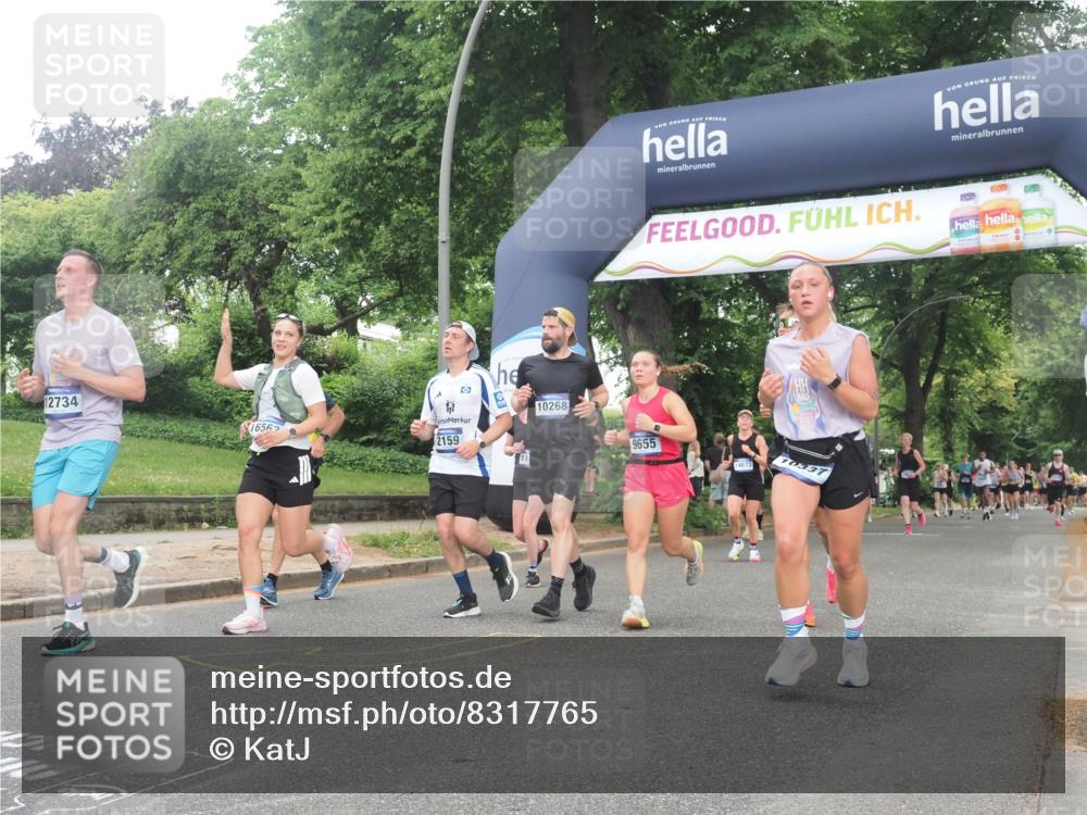 29.06.2025 - hella hamburg halbmarathon KatJ http://msf.ph/oto/8317765 29.06.2025 10:45:25 Zwischen KM18-KM19 1319, 2159, 4767, 5084, 7189 meine-sportfotos.de
