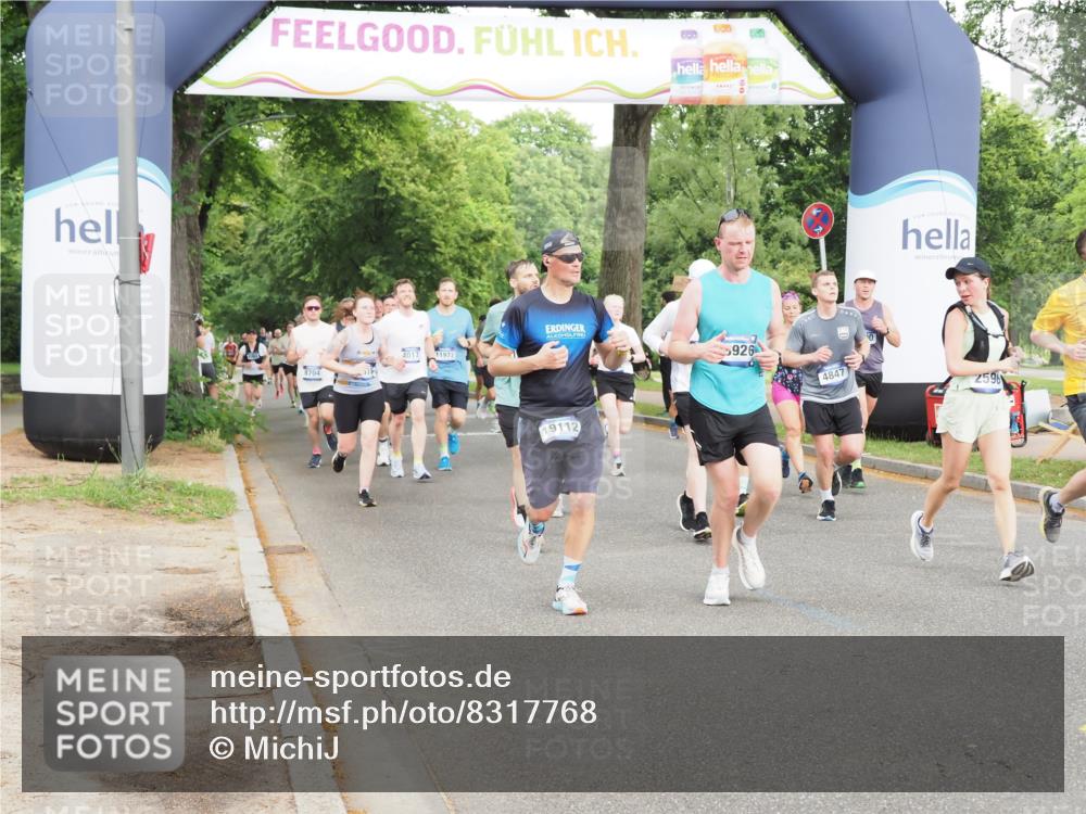 29.06.2025 - hella hamburg halbmarathon MichiJ http://msf.ph/oto/8317768 29.06.2025 10:36:48 Zwischen KM18-KM19 2592, 2596, 3060, 4847, 4890, 6282, 9200, 9619, 9723, 10184, 11977, 12271, 12533, 12690, 13962, 14033, 15384, 16369, 17173, 17395, 17855, 18926, 19112, 19198 meine-sportfotos.de