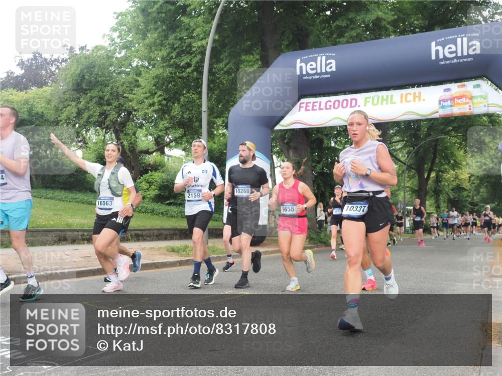 29.06.2025 - hella hamburg halbmarathon KatJ http://msf.ph/oto/8317808 29.06.2025 10:45:25 Zwischen KM18-KM19 1319, 2159, 4767, 5084, 7189 meine-sportfotos.de
