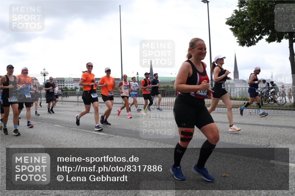 29.06.2025 - hella hamburg halbmarathon Lena Gebhardt http://msf.ph/oto/8317886 29.06.2025 10:47:13 Lombardsbrücke 537, 1735, 2327, 5114, 15934, 1865, 9758, 1073, 1185, 1286, 1363, 1463, 1523, 1593, 1607, 1704, 1720, 1961, 2148, 2162, 2211, 2320, 2327, 2407, 2537, 2555, 2556, 2665, 2981, 2994, 3277, 3339, 3406, 3407, 3823, 4184, 4239, 4325, 4342, 4483, 4806, 4895, 4974, 4975, 5111, 5114, 5700, 5796, 5895, 5953, 6255, 6256, 6485, 6496, 6740, 6879, 6995, 7073, 7403, 7412, 7430, 7431, 7630, 7631, 7827, 8105, 8131, 8270, 8486, 8553, 8684, 8706, 8915, 8953, 8967, 9018, 11738 meine-sportfotos.de