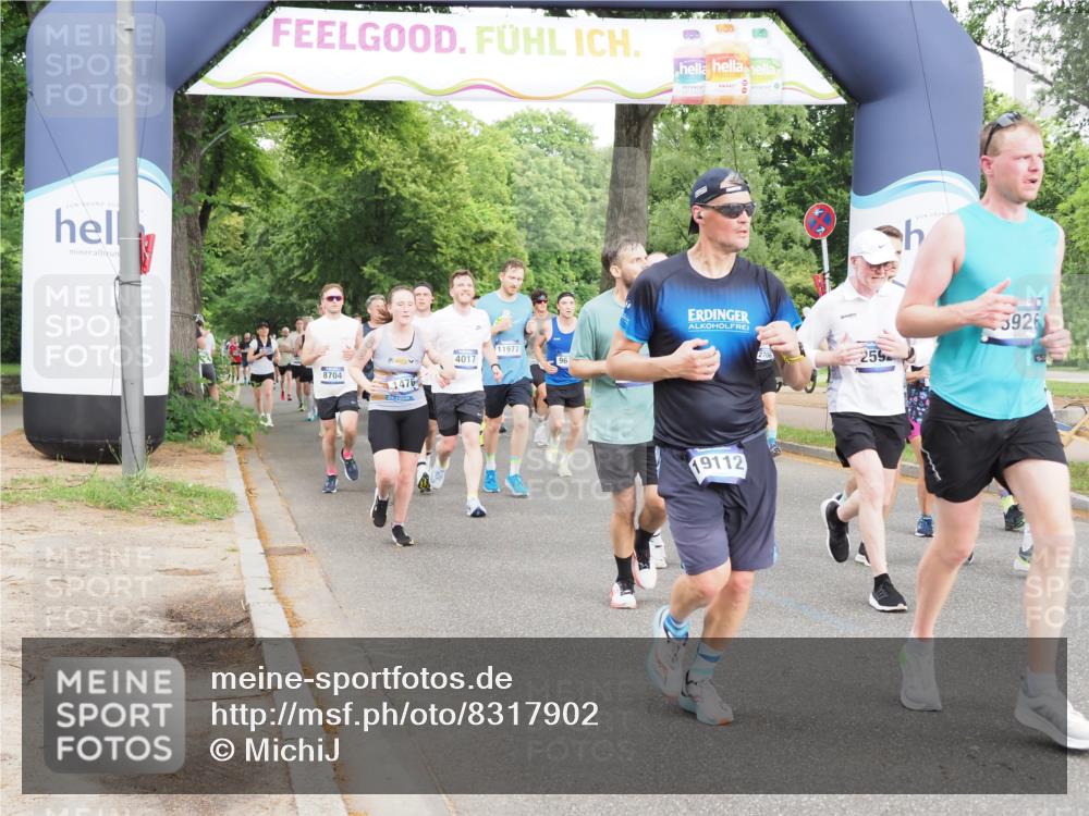29.06.2025 - hella hamburg halbmarathon MichiJ http://msf.ph/oto/8317902 29.06.2025 10:36:49 Zwischen KM18-KM19 1452, 1476, 2592, 2596, 3060, 4017, 4847, 4890, 6282, 9200, 9619, 10184, 11451, 11977, 12271, 12533, 12690, 13233, 13962, 14033, 14192, 15384, 16369, 17395, 17855, 18926, 19112, 19198 meine-sportfotos.de