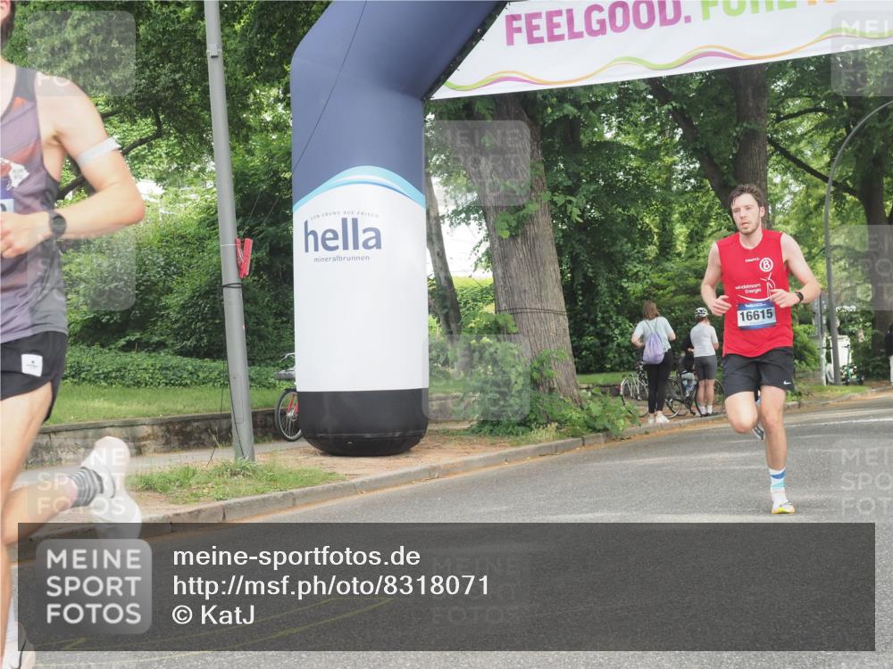 29.06.2025 - hella hamburg halbmarathon KatJ http://msf.ph/oto/8318071 29.06.2025 10:16:02 Zwischen KM18-KM19  meine-sportfotos.de