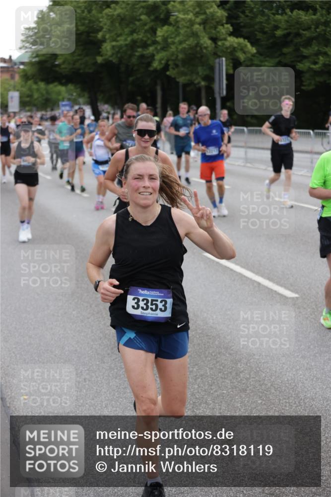 29.06.2025 - hella hamburg halbmarathon Jannik Wohlers http://msf.ph/oto/8318119 29.06.2025 10:39:03 Lombardsbrücke 1856, 1883, 2092, 2578, 2843, 3275, 3353, 3727, 4523, 4603, 4609, 4659, 4855, 4882, 5045, 6321, 6342, 6343, 6719, 6726, 6748, 7501, 7524, 7684, 8203, 8243, 8995, 9393, 9569, 9698, 9777, 10512, 10626, 10627, 10849, 10888, 11129, 11313, 11381, 11382, 11461, 11533, 11729, 12150, 12217, 12391, 12680, 13178, 13461, 13495, 13519, 14111, 14114, 14299, 14674, 14871, 15112, 15433, 15494, 15536, 16178, 16382, 16866, 16869, 16884, 17379, 17536, 17666 meine-sportfotos.de