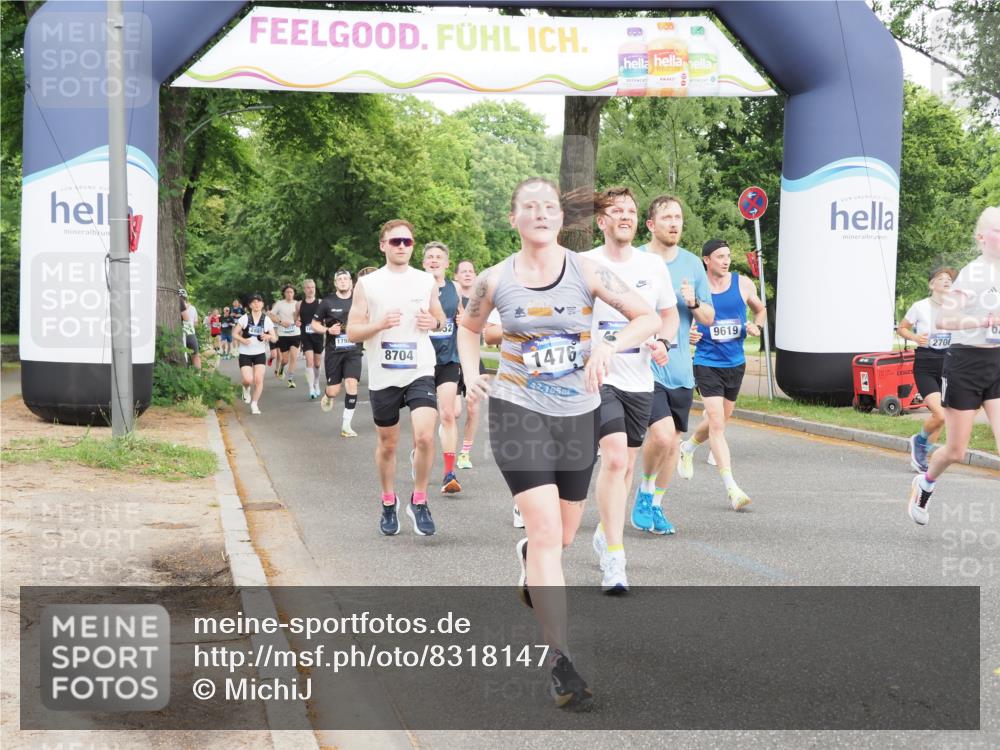 29.06.2025 - hella hamburg halbmarathon MichiJ http://msf.ph/oto/8318147 29.06.2025 10:36:50 Zwischen KM18-KM19 1452, 1476, 2592, 2596, 2706, 2889, 3060, 4017, 4847, 4890, 6282, 8704, 9200, 9619, 10184, 11340, 11451, 11977, 12271, 12533, 12690, 13233, 13962, 14033, 14192, 15384, 16369, 17395, 17855, 17982, 18926, 19112, 19198 meine-sportfotos.de