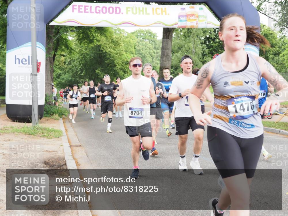 29.06.2025 - hella hamburg halbmarathon MichiJ http://msf.ph/oto/8318225 29.06.2025 10:36:51 Zwischen KM18-KM19 1452, 1476, 2592, 2596, 2706, 2889, 3060, 4017, 4847, 4890, 6158, 6282, 8704, 9200, 9619, 11340, 11451, 11977, 12271, 12533, 12690, 13233, 13962, 14033, 14192, 15384, 16369, 17395, 17855, 17982, 18066, 18926, 19109, 19112, 19198 meine-sportfotos.de