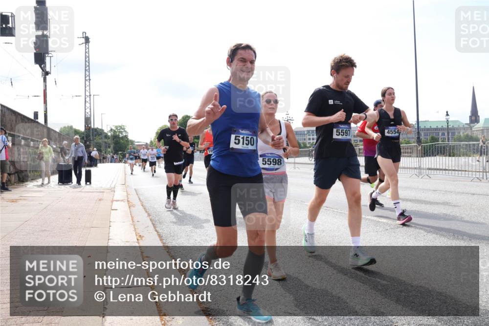 29.06.2025 - hella hamburg halbmarathon Lena Gebhardt http://msf.ph/oto/8318243 29.06.2025 10:12:41 Lombardsbrücke 5150, 5598, 5597, 4554, 1020, 1051, 1249, 1610, 1785, 1850, 1851, 1939, 2531, 2661, 2891, 2942, 2963, 2964, 3182, 3248, 3262, 3746, 4453, 4499, 4532, 4554, 5150, 5166, 5176, 5597, 5598, 6207, 6822, 6871, 6966, 7014, 7474, 7907, 8917, 8971, 9253, 9254, 9405, 10067, 10402, 10581, 10685, 11025, 11509, 11720, 12456, 13566, 13816, 14313, 14540, 14863, 14868, 14869, 15012, 15369, 15531, 16323, 16379, 16473, 16826, 16911, 17061, 17994, 18178, 18493, 18530 meine-sportfotos.de