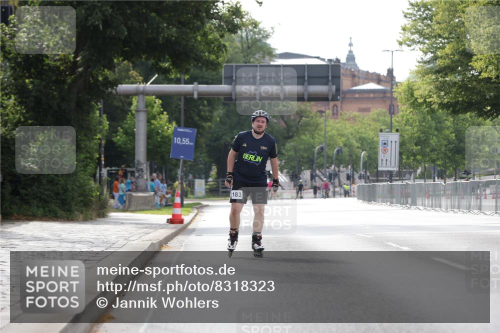 29.06.2025 - hella hamburg halbmarathon Jannik Wohlers http://msf.ph/oto/8318323 29.06.2025 08:59:51 Lombardsbrücke  meine-sportfotos.de