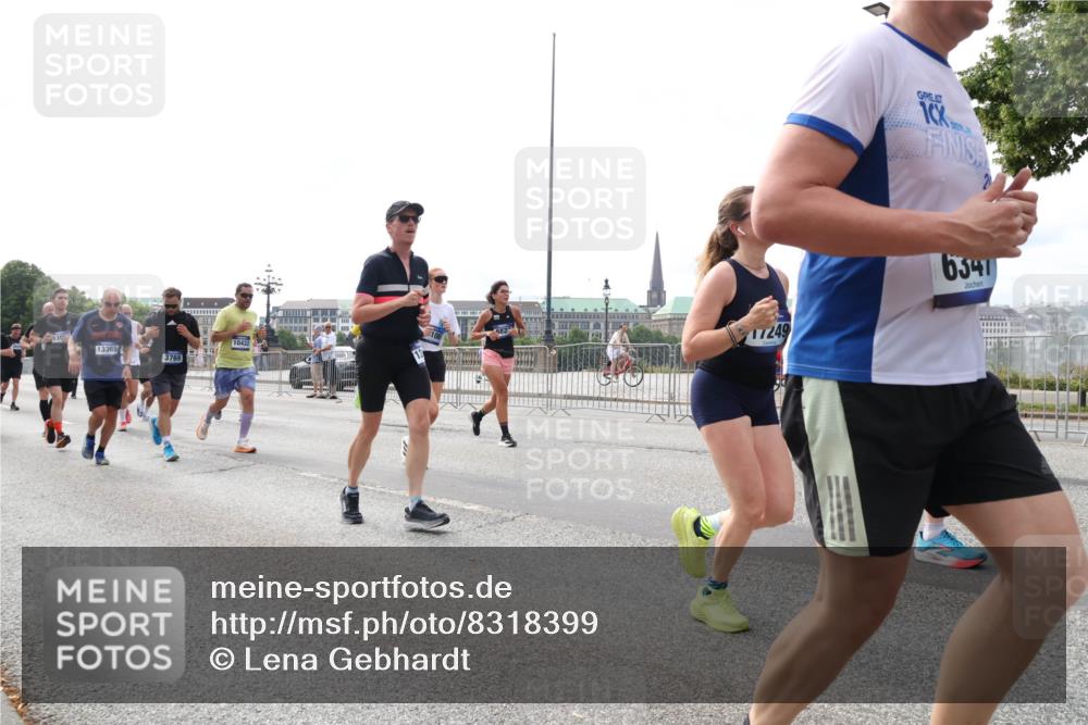 29.06.2025 - hella hamburg halbmarathon Lena Gebhardt http://msf.ph/oto/8318399 29.06.2025 10:22:35 Lombardsbrücke 10432, 13369, 3769, 106, 1, 17249, 6341, 1003, 1029, 1187, 1419, 1598, 2009, 2022, 2063, 2294, 2351, 2479, 2514, 2766, 2886, 3003, 3050, 3108, 3172, 3430, 3457, 3458, 3511, 3600, 3601, 3910, 3946, 4113, 4114, 4131, 4366, 4556, 4559, 4829, 4969, 4970, 5079, 5223, 5343, 5629, 5798, 5838, 6030, 6048, 6049, 6303, 6307, 6347, 6820, 6826, 6899, 6977, 7097, 7188, 7190, 7276, 7529, 7794, 7925, 8355, 8511, 8855, 8884, 8931, 8954, 9256, 10826, 13921, 14525, 14801 meine-sportfotos.de