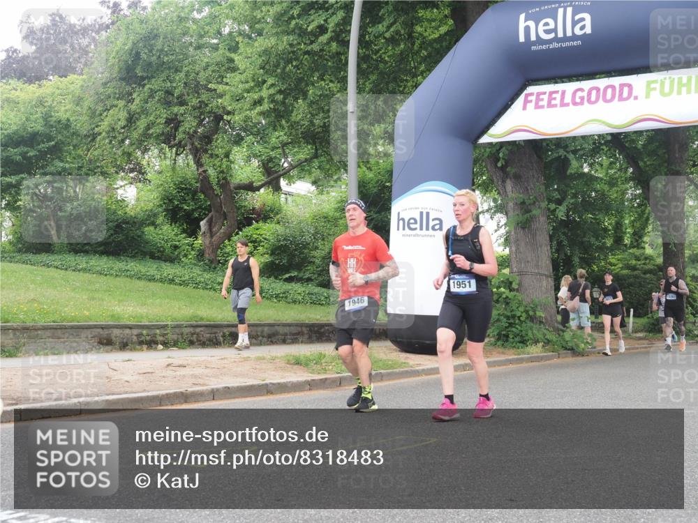 29.06.2025 - hella hamburg halbmarathon KatJ http://msf.ph/oto/8318483 29.06.2025 10:45:30 Zwischen KM18-KM19 1946, 1951, 2159, 4796, 7138 meine-sportfotos.de