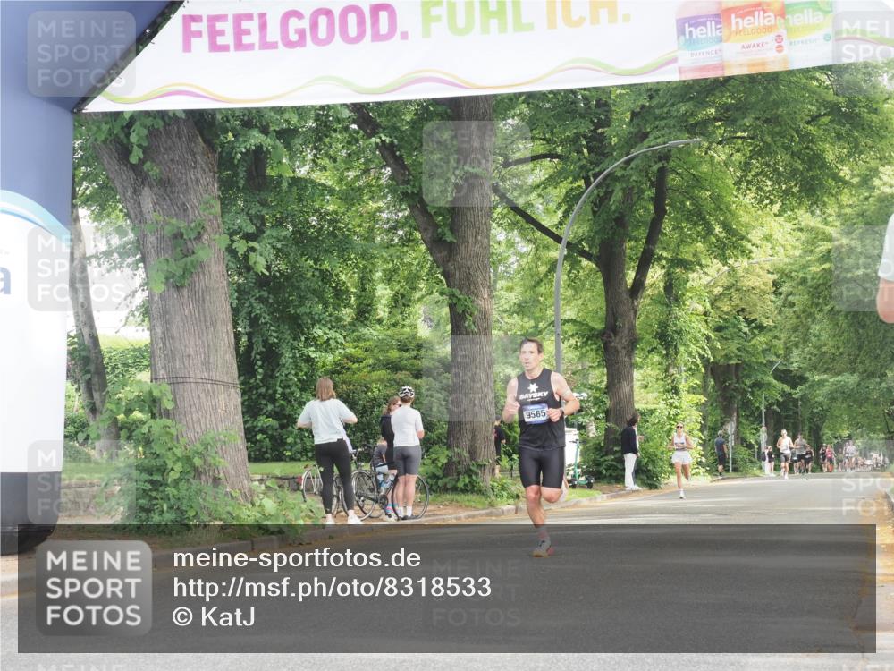 29.06.2025 - hella hamburg halbmarathon KatJ http://msf.ph/oto/8318533 29.06.2025 10:16:07 Zwischen KM18-KM19  meine-sportfotos.de